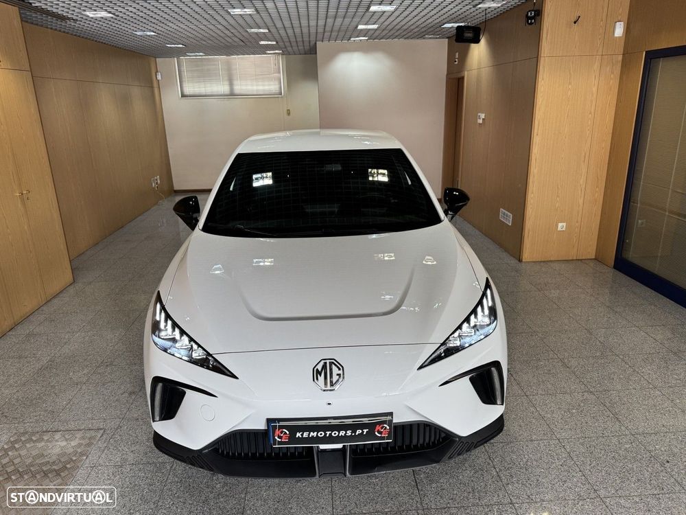 MG MG4 64 kWh Luxury - 4