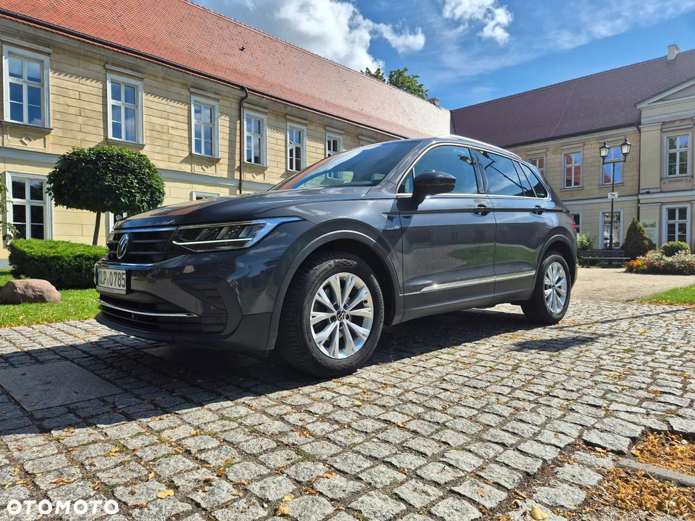Volkswagen Tiguan - 27