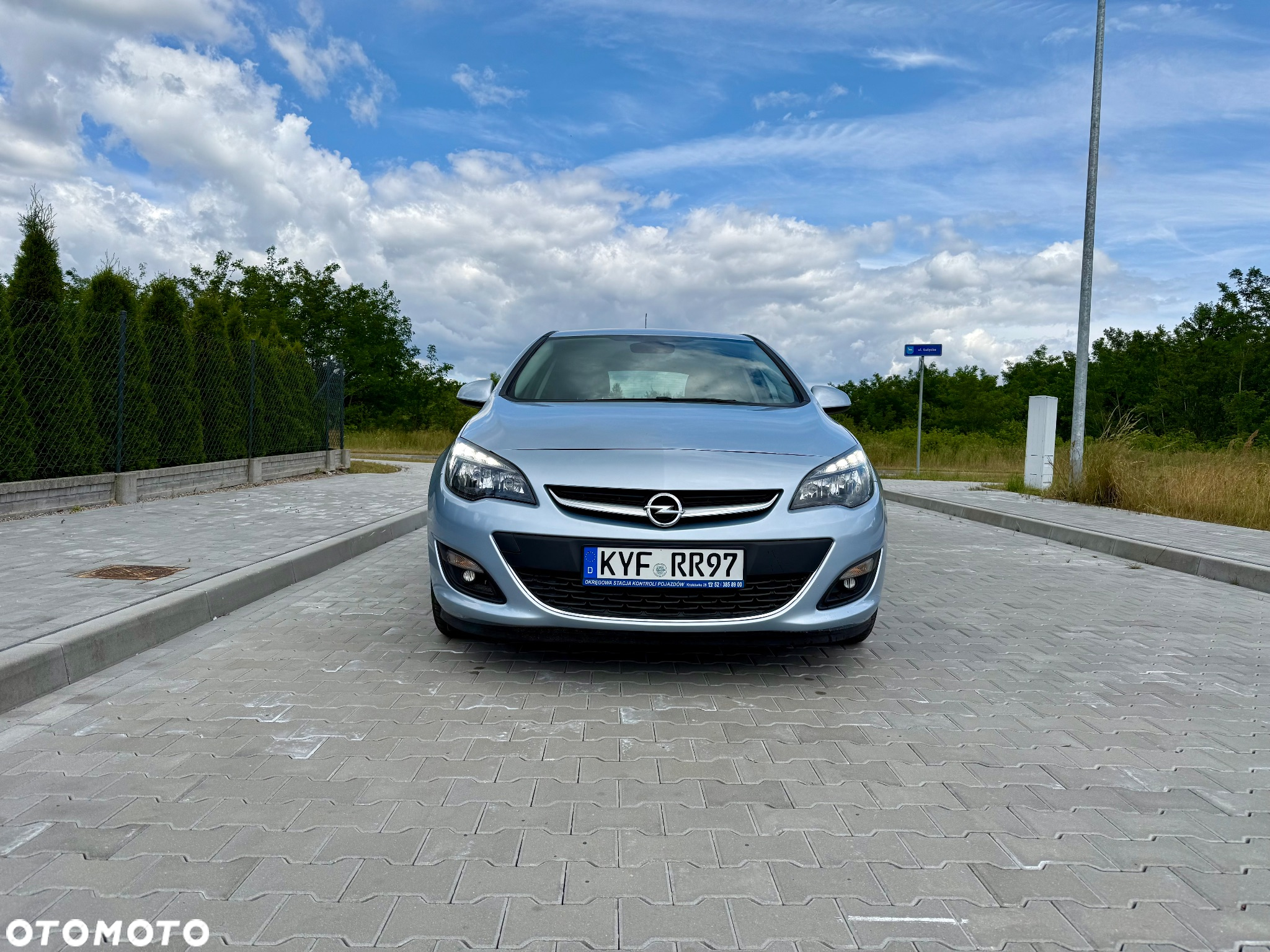 Opel Astra - 2