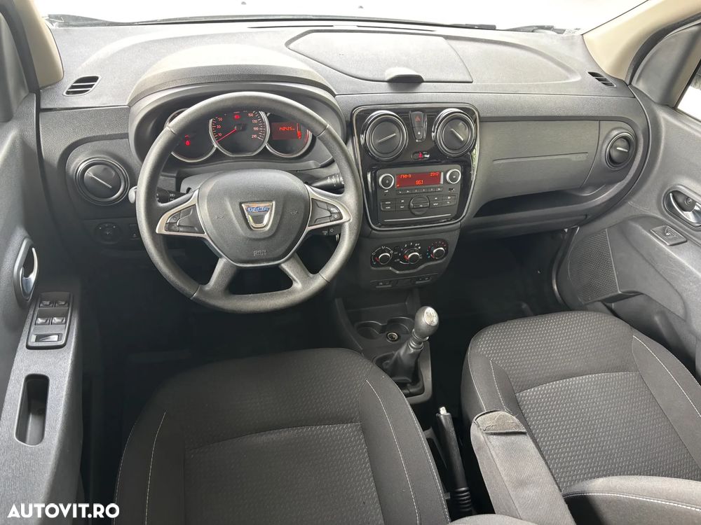 Dacia Lodgy 1.5 Blue dCi Laureate - 12