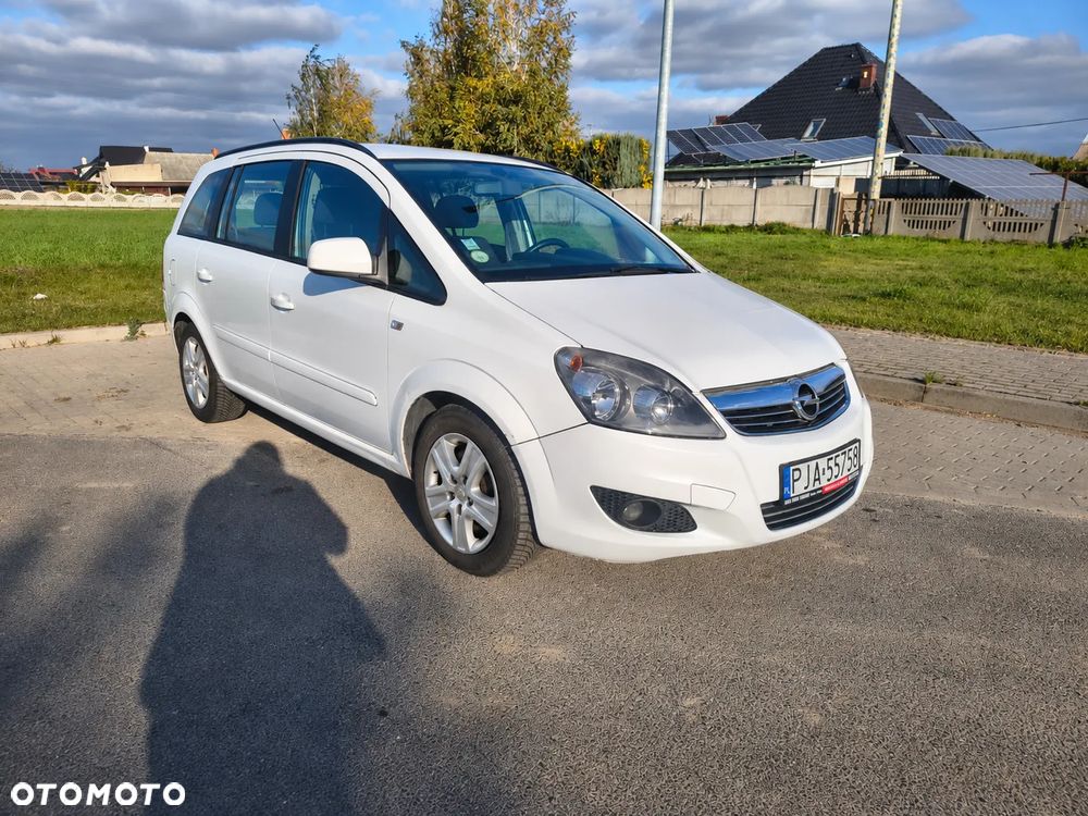 Opel Zafira - 3