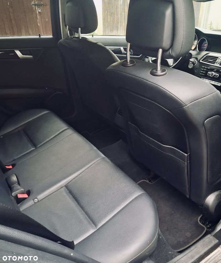 Mercedes-Benz Klasa C 200 CDI BlueEff Classic - 8