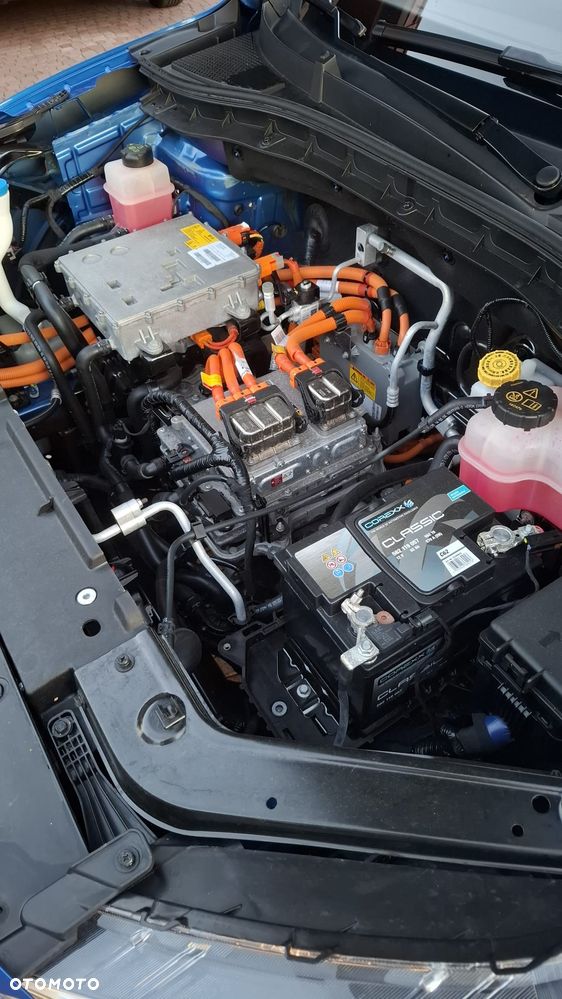 MG ZS - 13