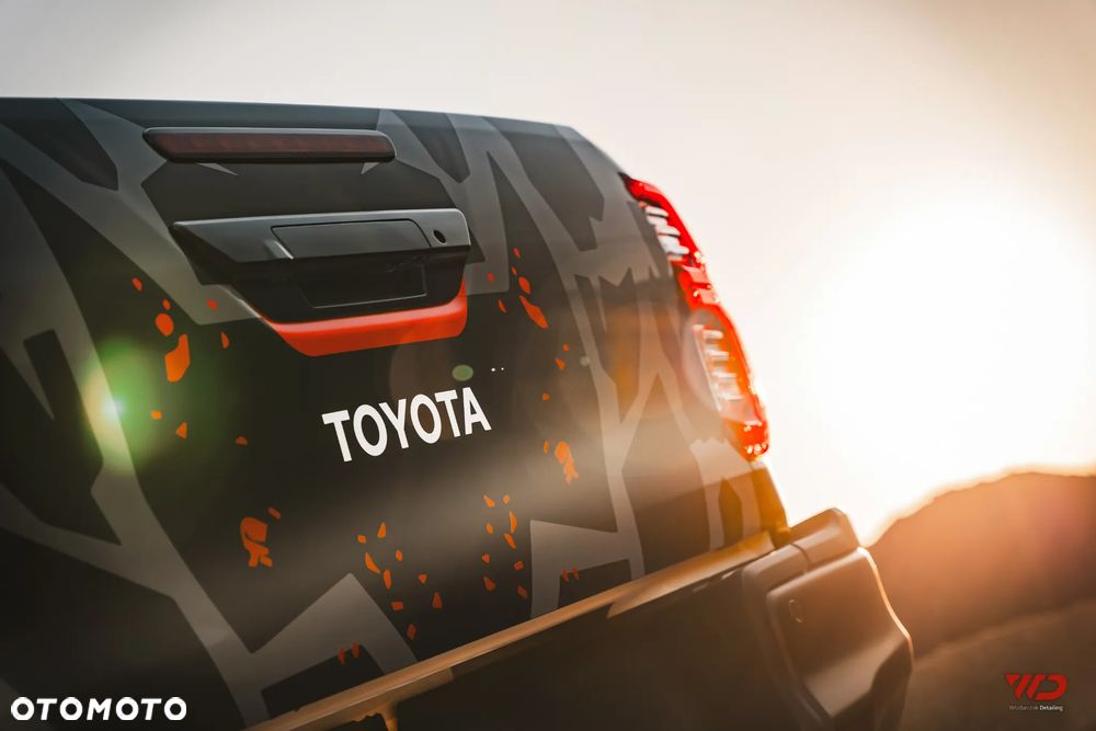 Toyota Hilux 2.8 D-4D Double Cab Invincible 4x4 - 9