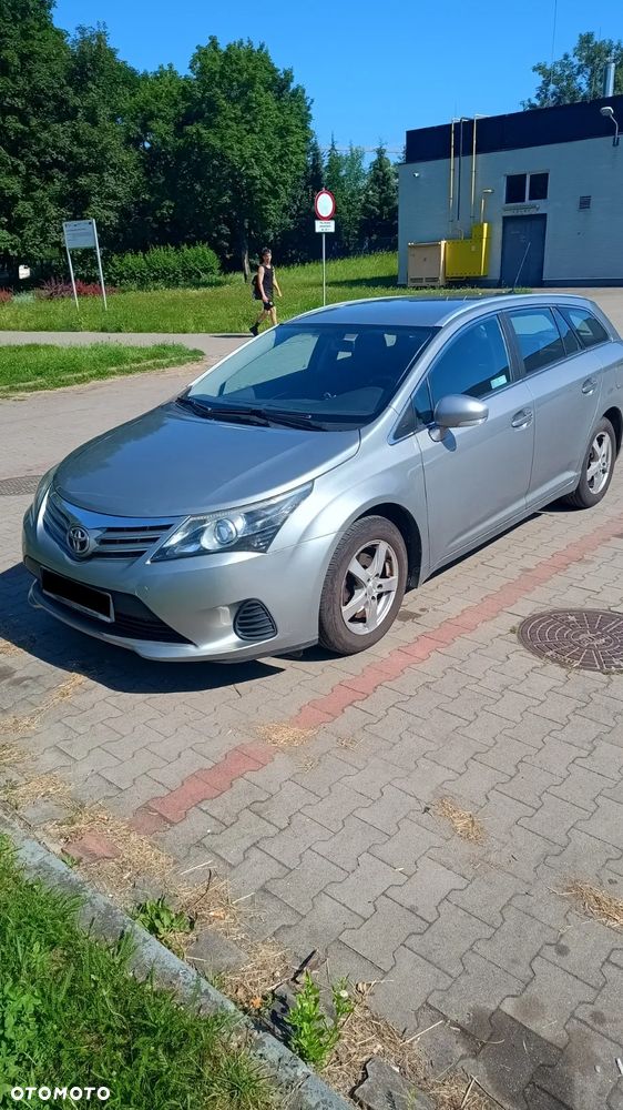 Toyota Avensis 2.0 D-4D Active - 1