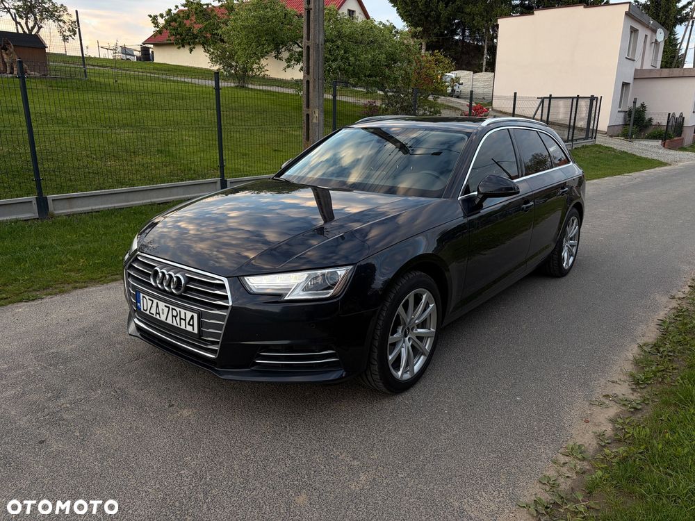 Audi A4 Avant 2.0 TDI S tronic - 1
