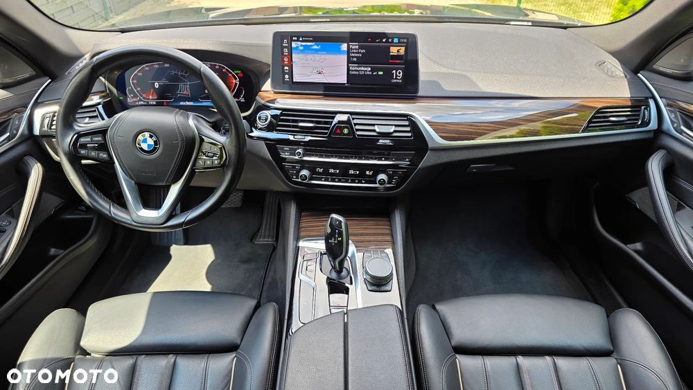 BMW Seria 5 520d xDrive Luxury Line - 10