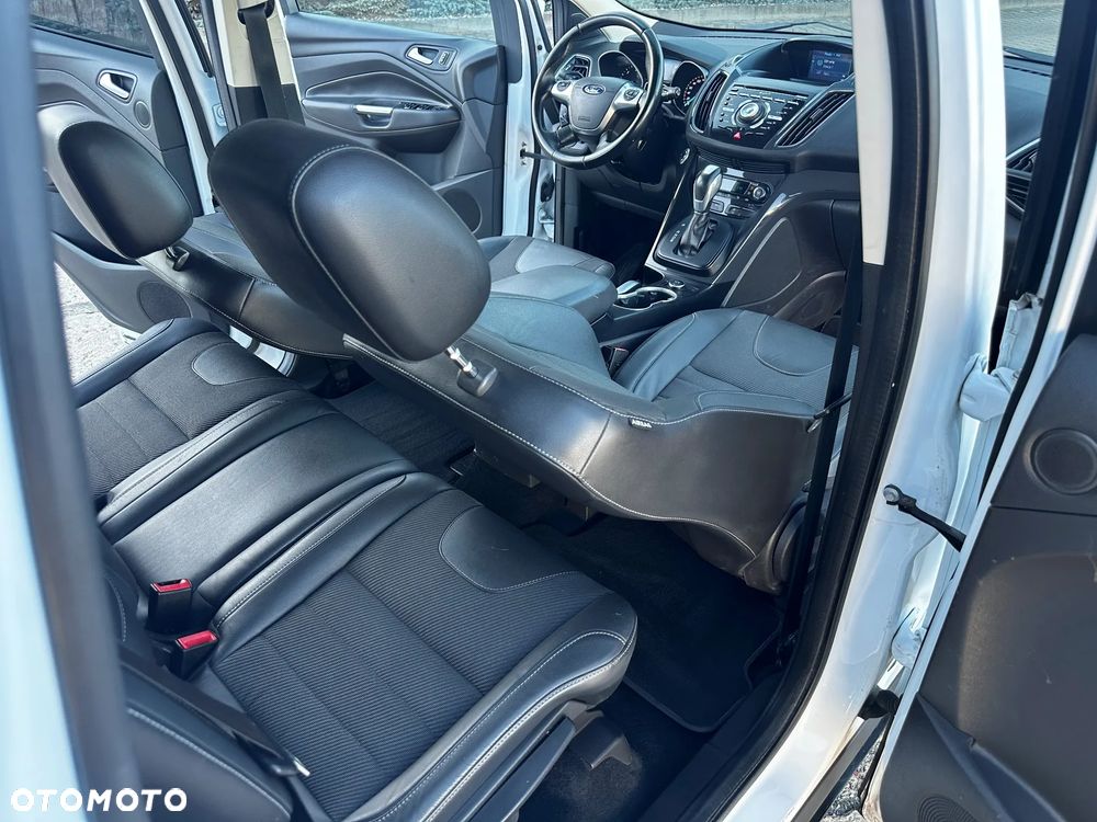 Ford Kuga 2.0 TDCi 4x4 Titanium - 20