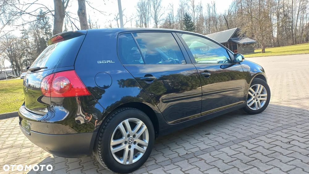 Volkswagen Golf 1.6 Goal - 8