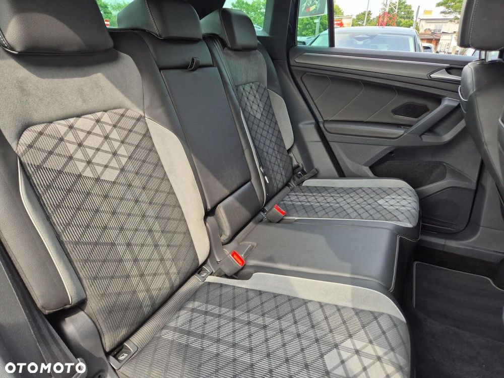 Volkswagen Tiguan 2.0 TDI SCR 4Mot R-Line DSG - 15