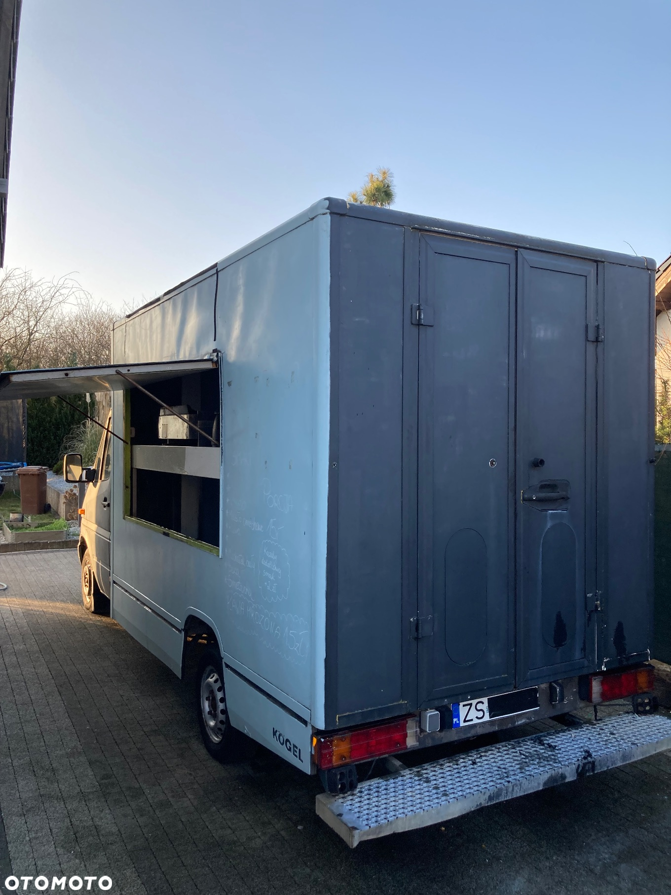 Mercedes-Benz Sprinter - 4