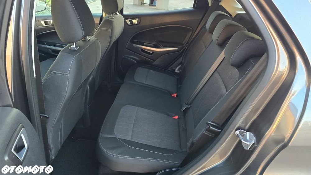 Ford EcoSport - 24