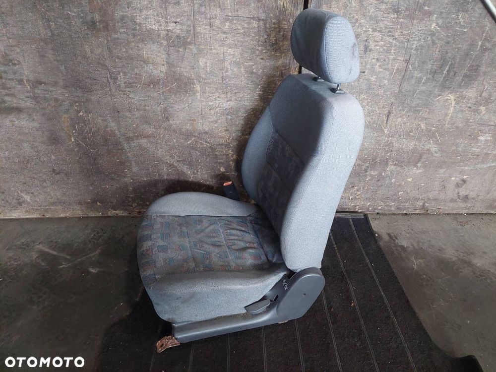 FOTEL LEWY PRZÓD KIEROWCY DAEWOO LANOS I 5D - 4