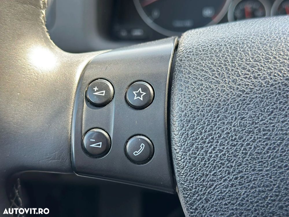 Volkswagen Golf 1.6 United - 21