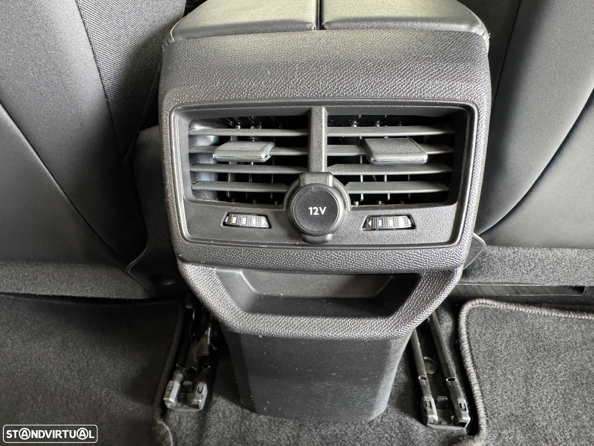 Peugeot 3008 1.6 Hybrid Allure Pack e-EAT8 - 42