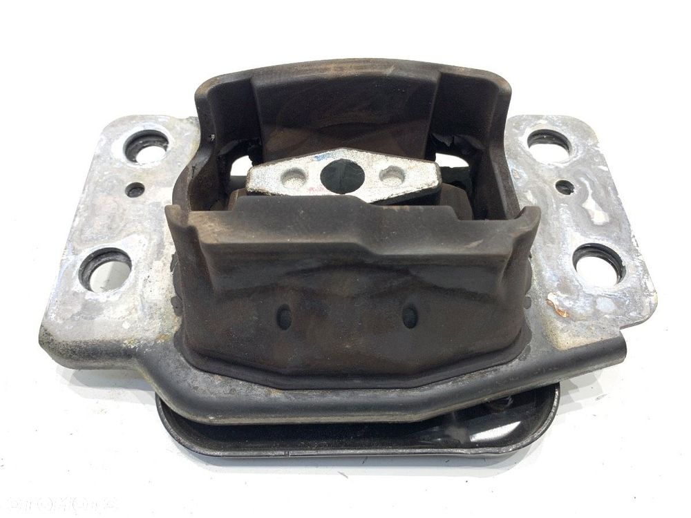 PODUSZKA SILNIKA LEWY  FORD MONDEO V Turnier (CF) 2014 - 2022 2.0 TDCi 4x4 132 kW [180 KM] olej - 2