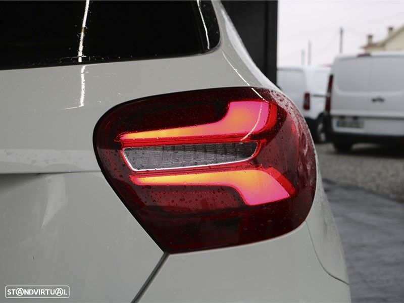 Mercedes-Benz A 180 d AMG Line - 7