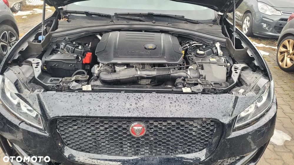 Jaguar F-Pace 20d AWD R-Sport - 26