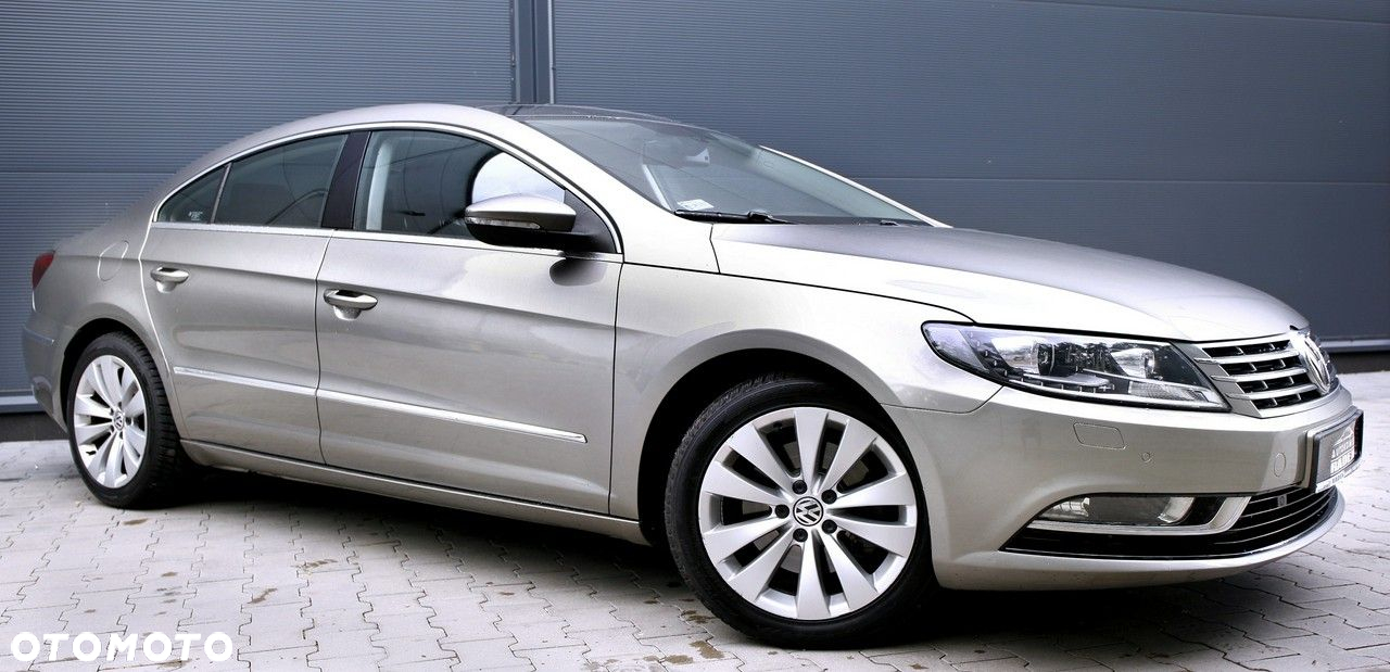 Volkswagen Passat CC - 20