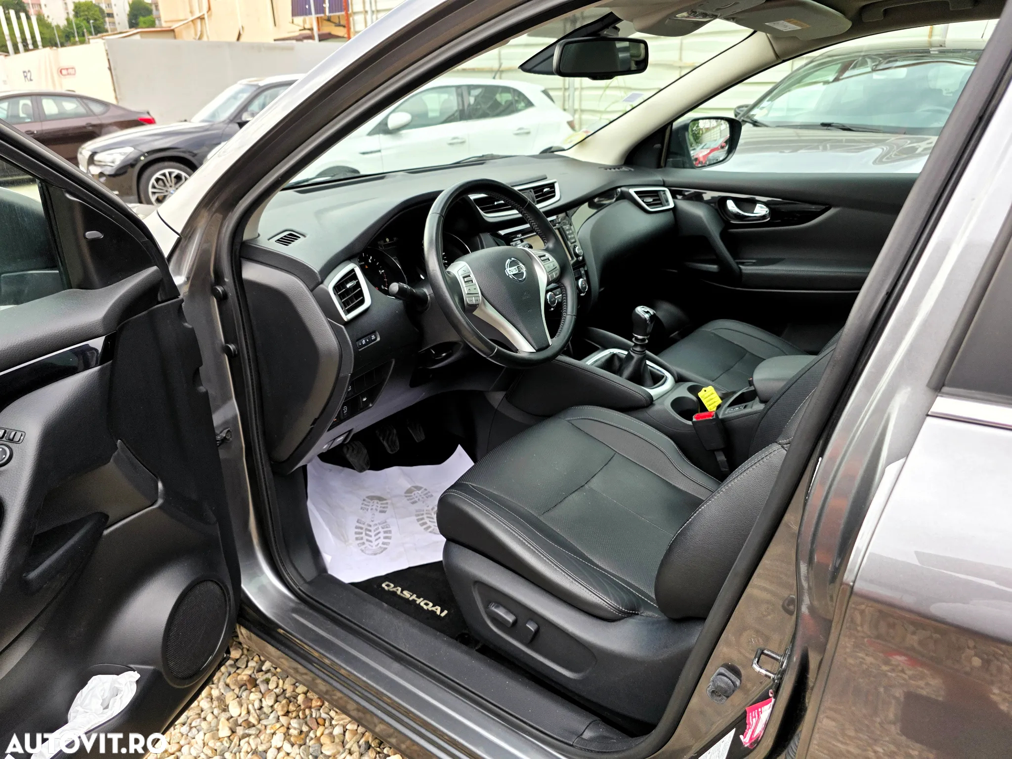 Nissan Qashqai 1.5 DCI Start/Stop Tekna - 20