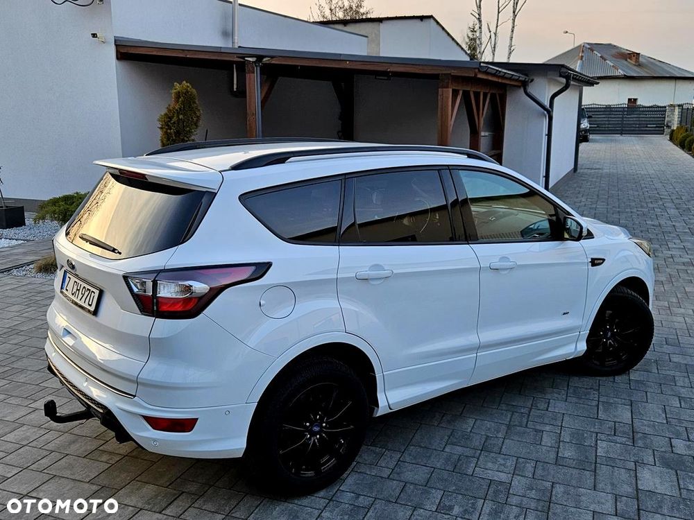 Ford Kuga 2.0 TDCi 4x4 ST-Line - 11