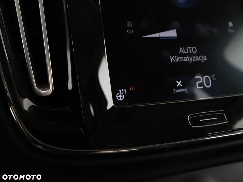Volvo XC 40 T4 Momentum - 30