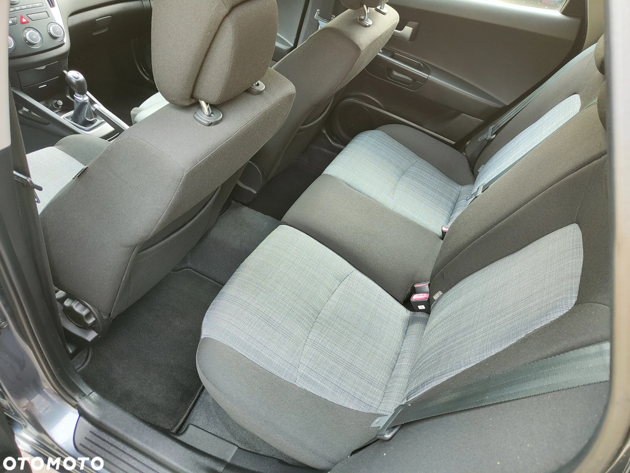Kia Ceed 1.6 CVVT SW Spirit - 21