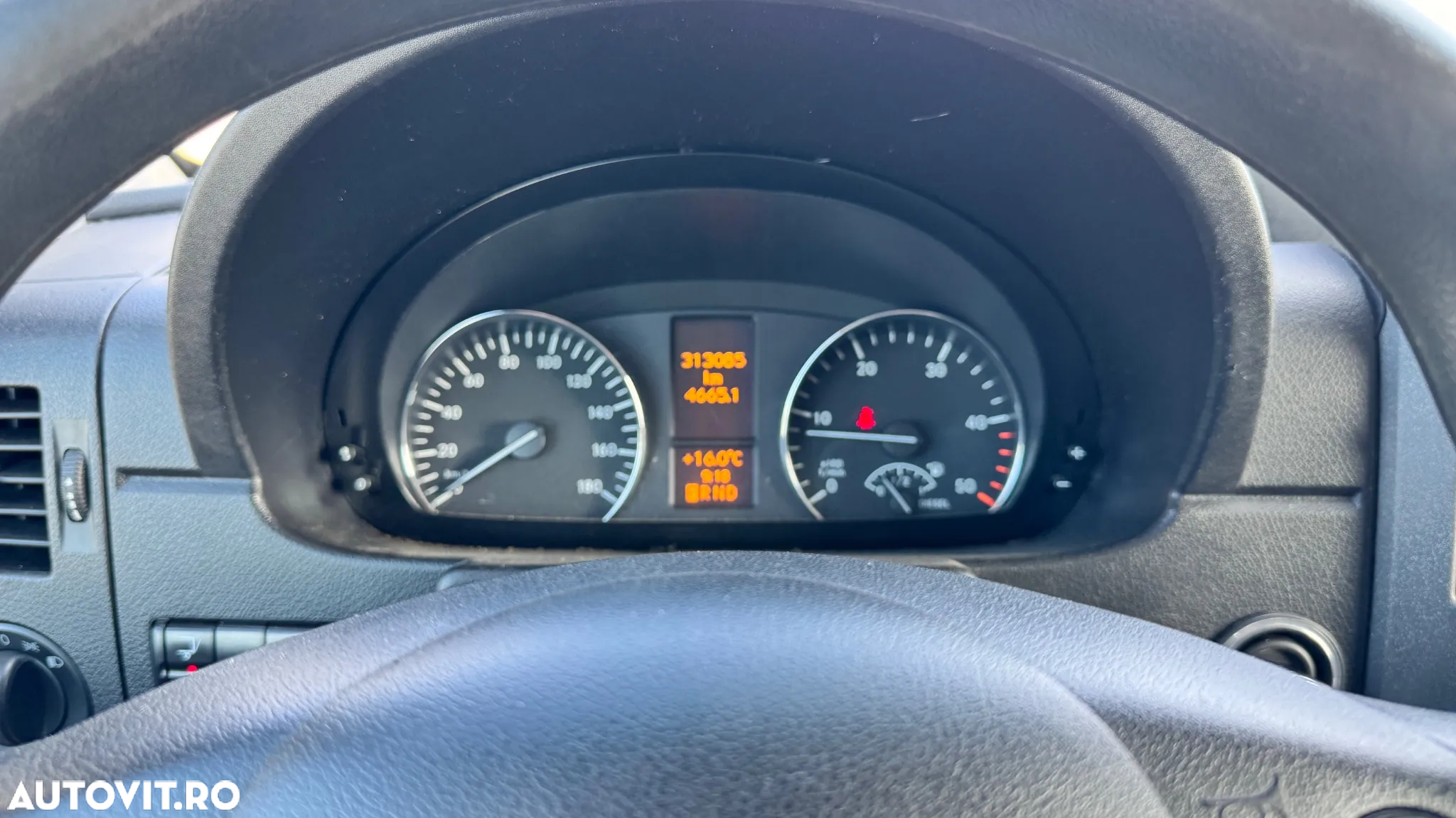 Mercedes-Benz SPRINTER - 10
