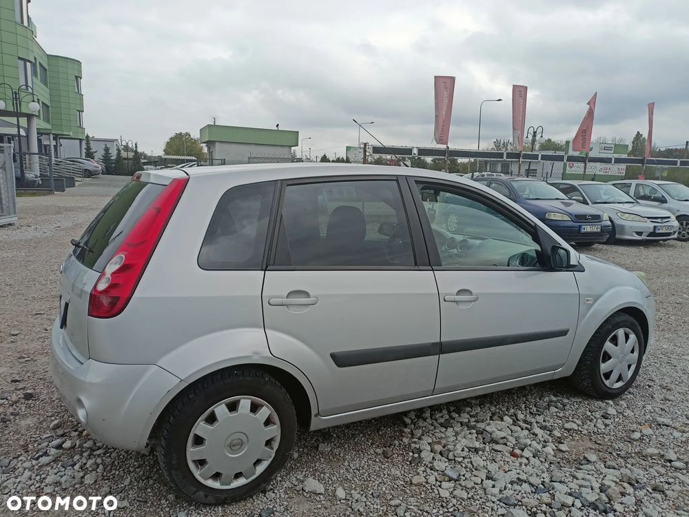 Ford Fiesta - 4