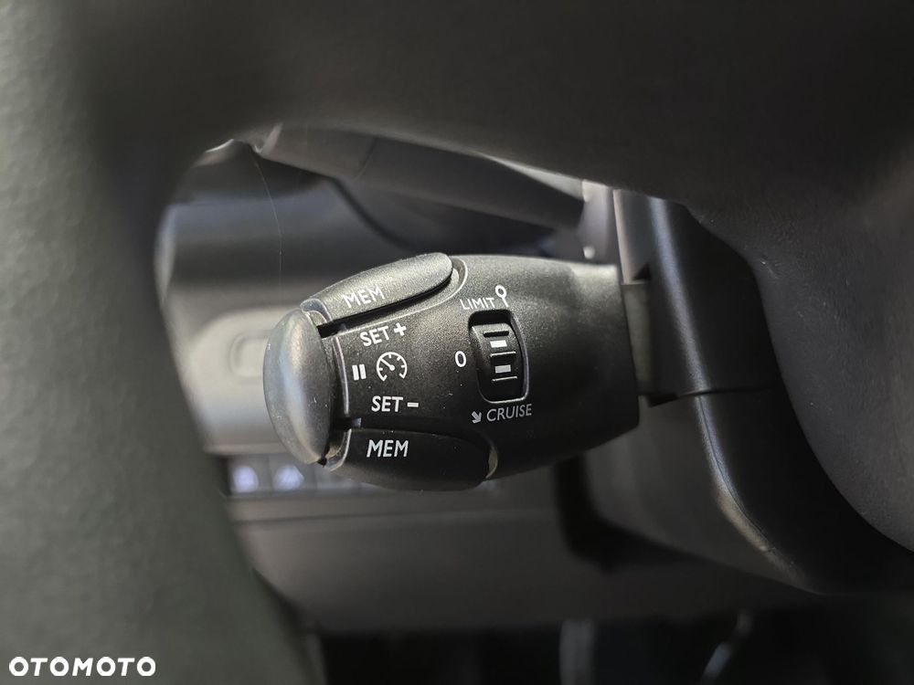 Toyota Proace City Verso 1.5 D-4D Business - 22