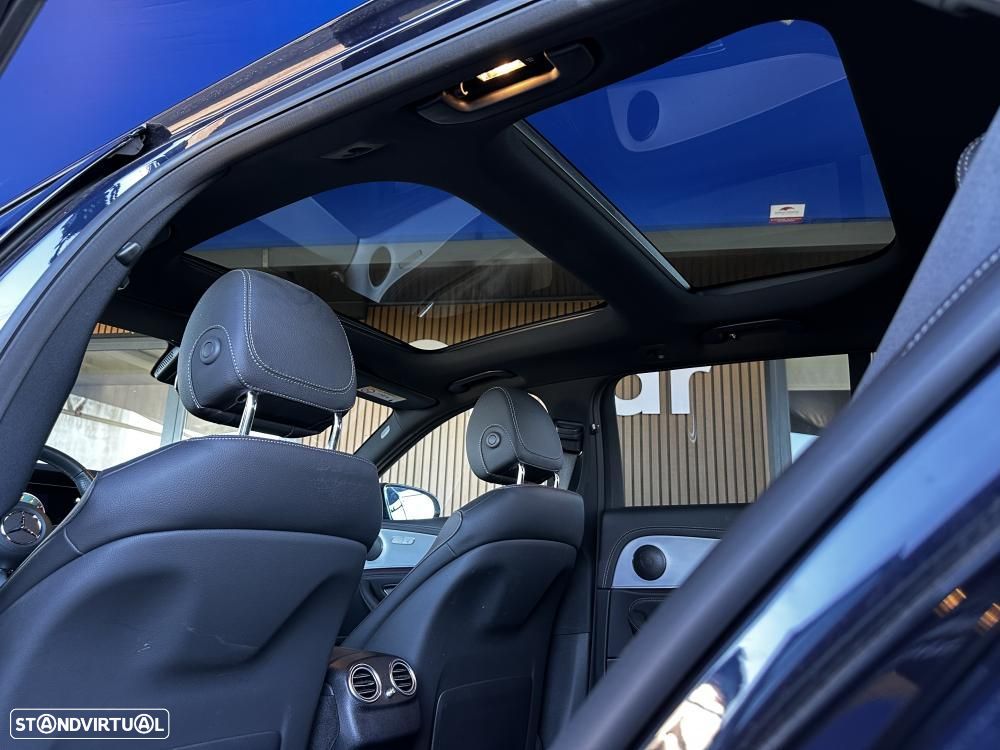 Mercedes-Benz E 300 de AMG Line - 4