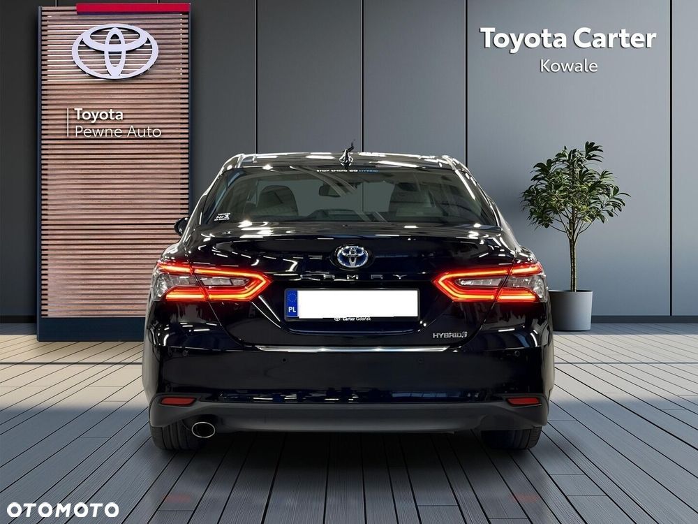 Toyota Camry 2.5 Hybrid Executive CVT - 6