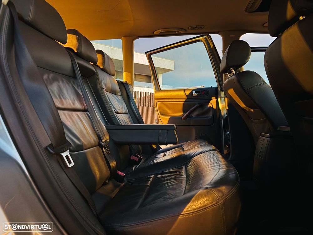 VW Passat Variant - 17