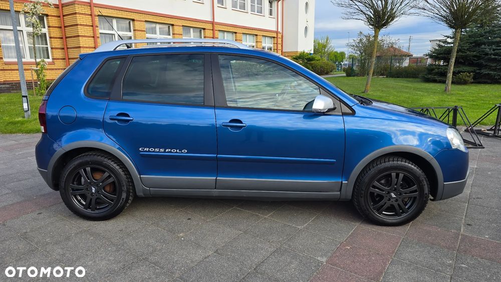 Volkswagen Polo Cross - 8