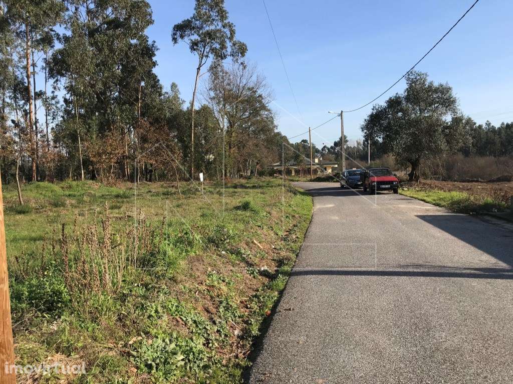 Terreno Urbano em Barrô - Grande imagem: 2/7