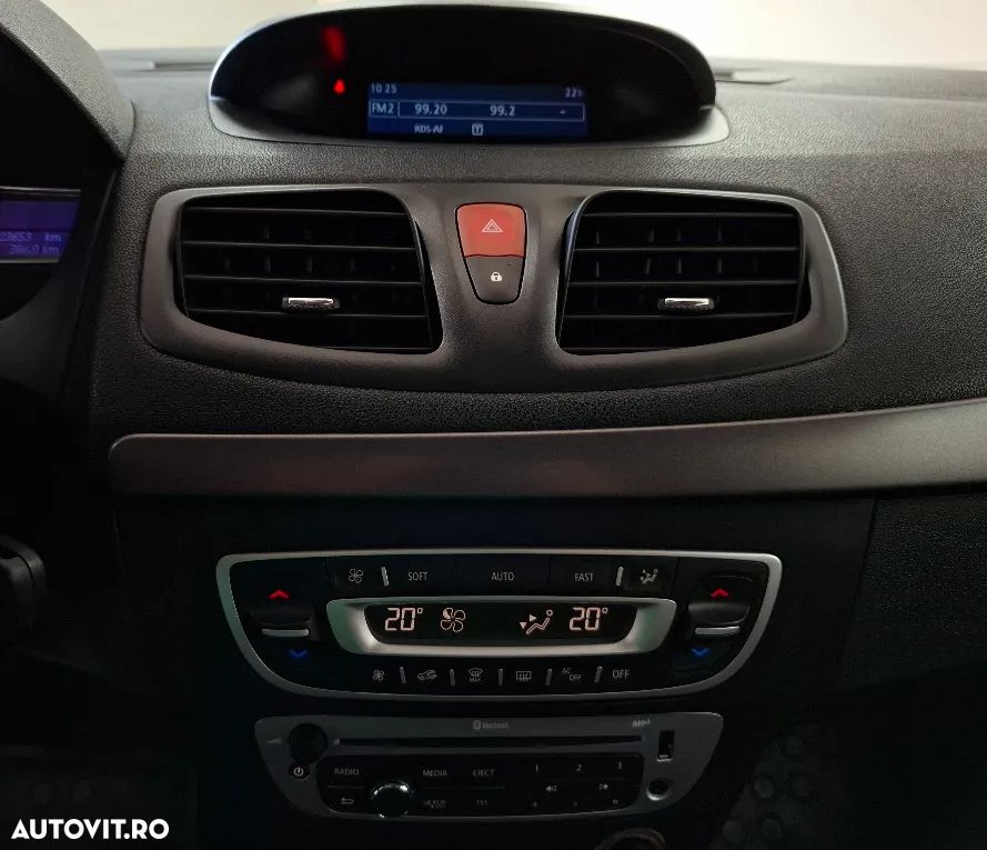 Renault Fluence 1.5dCi Dynamique - 14