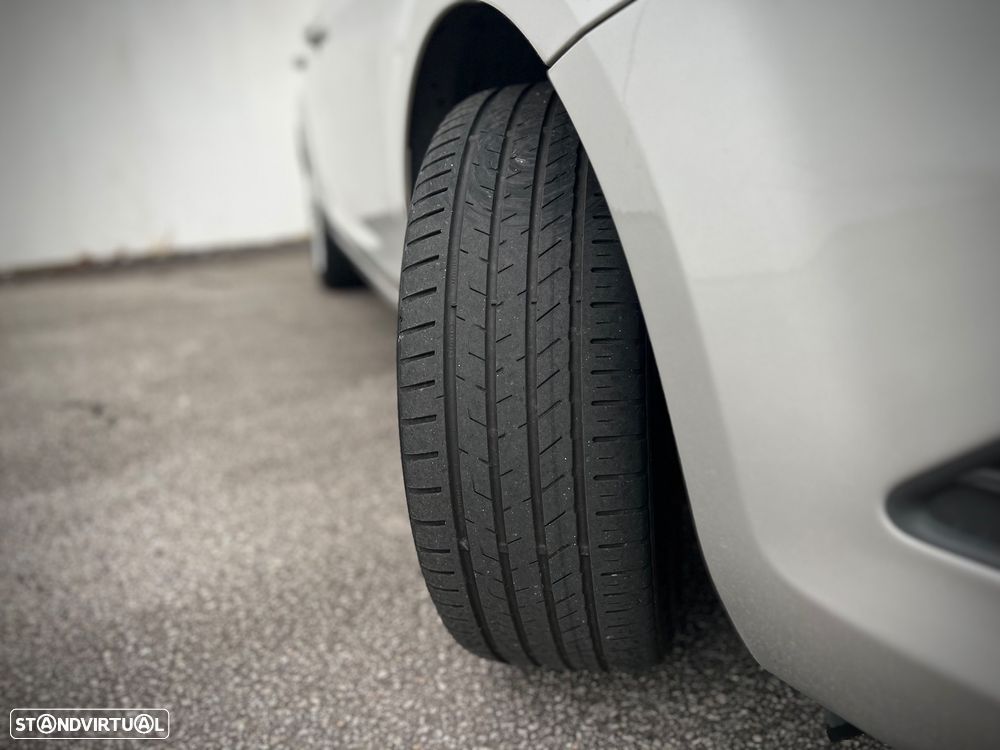 Ford Focus SW 1.6 TDCi Titanium - 6