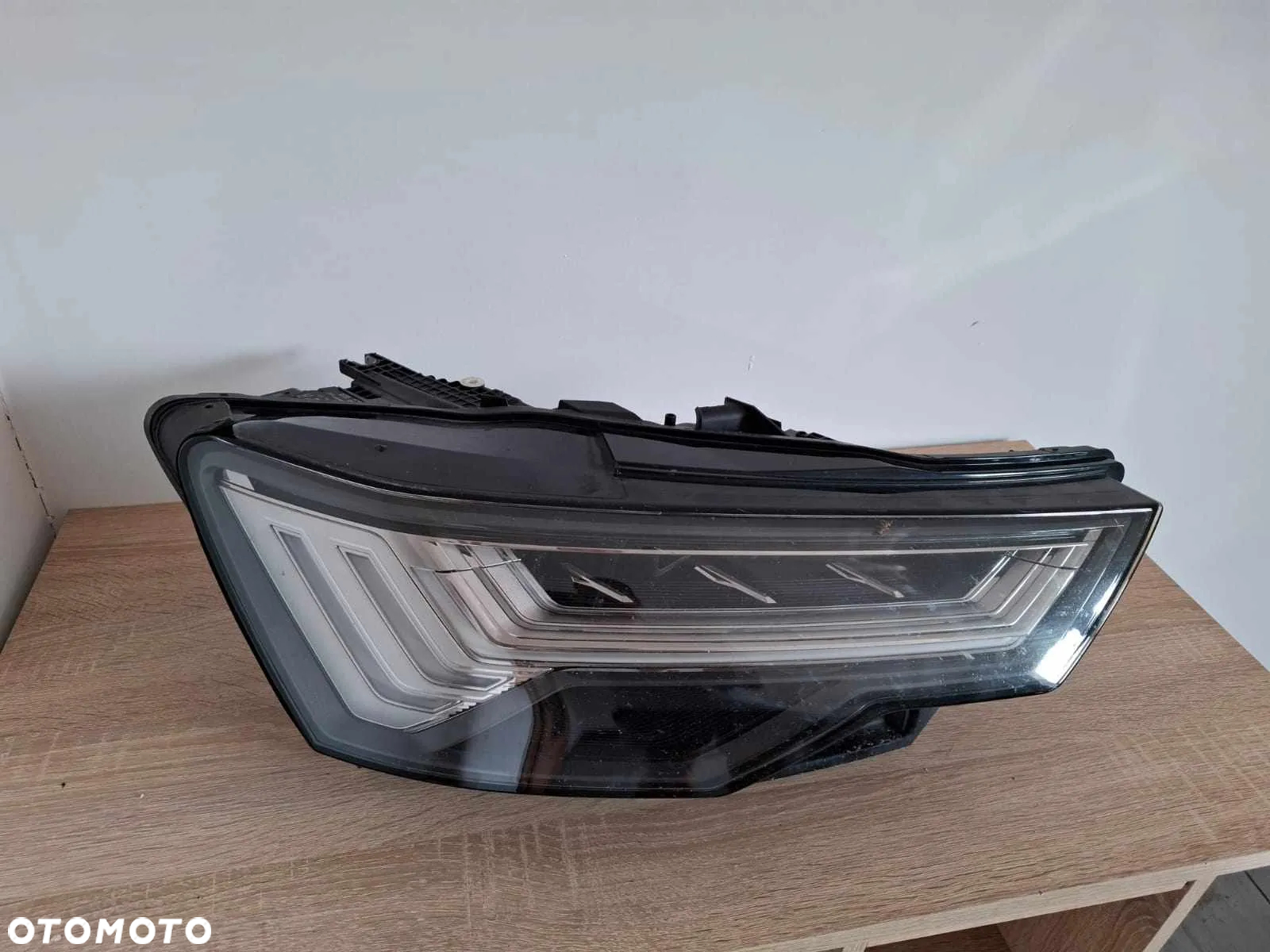 LAMPA PRAWA PRZEDNIA PRZÓD AUDI A6 C8 4K0 4K0941036 FULL LED MATRIX - 4