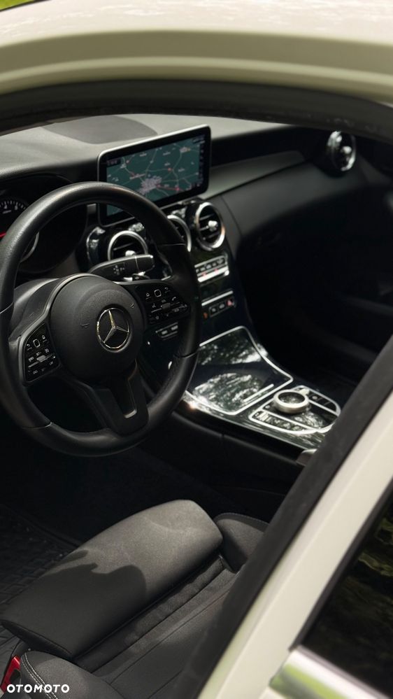 Mercedes-Benz Klasa C 160 Business Edition 9G-TRONIC - 11