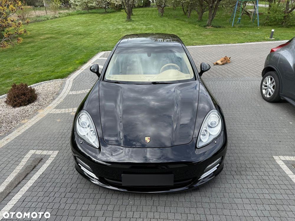 Porsche Panamera 4 PDK Platinum Edition - 13