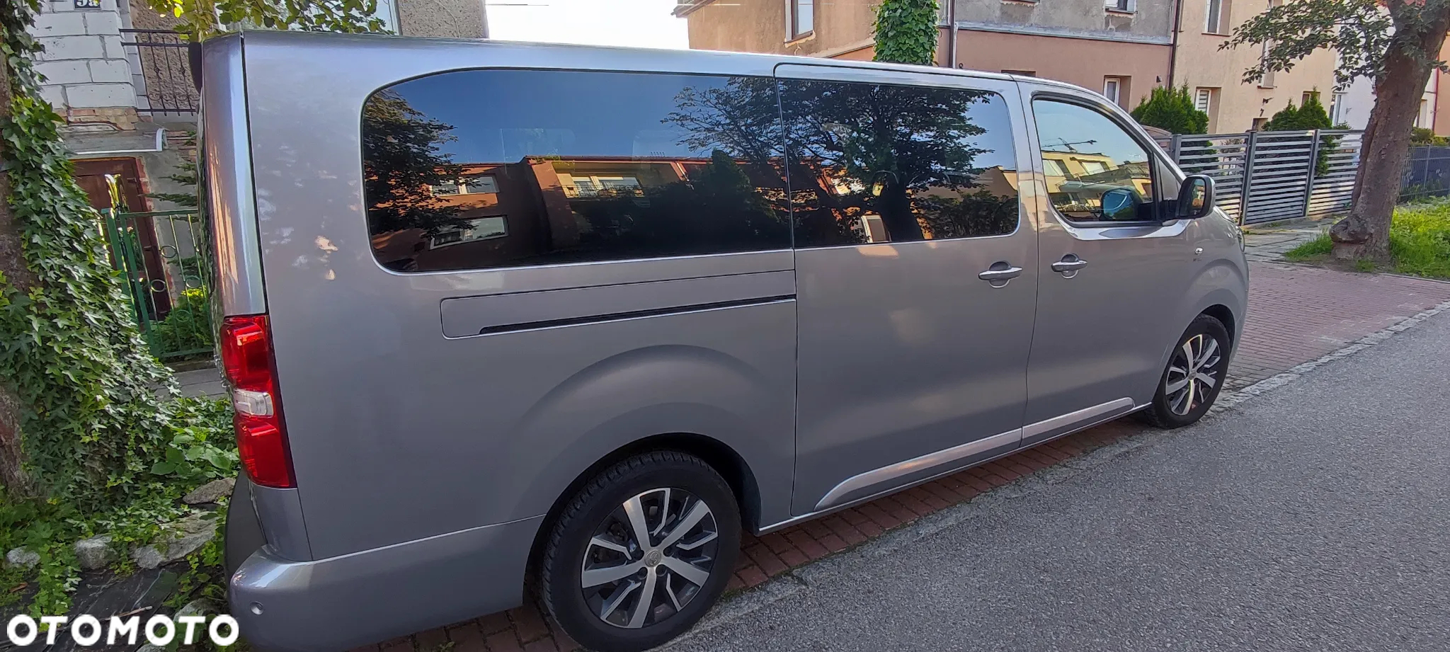 Toyota Proace Verso 2.0 D4-D Long Family - 17