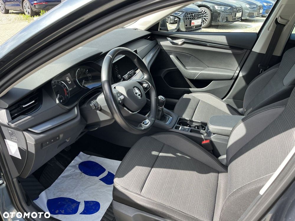 Skoda Octavia 2.0 TDI Ambition - 10