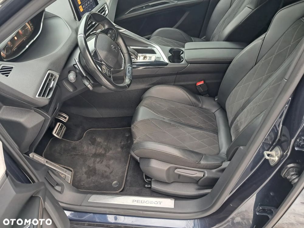 Peugeot 5008 BlueHDi 180 EAT8 GT Pack - 12