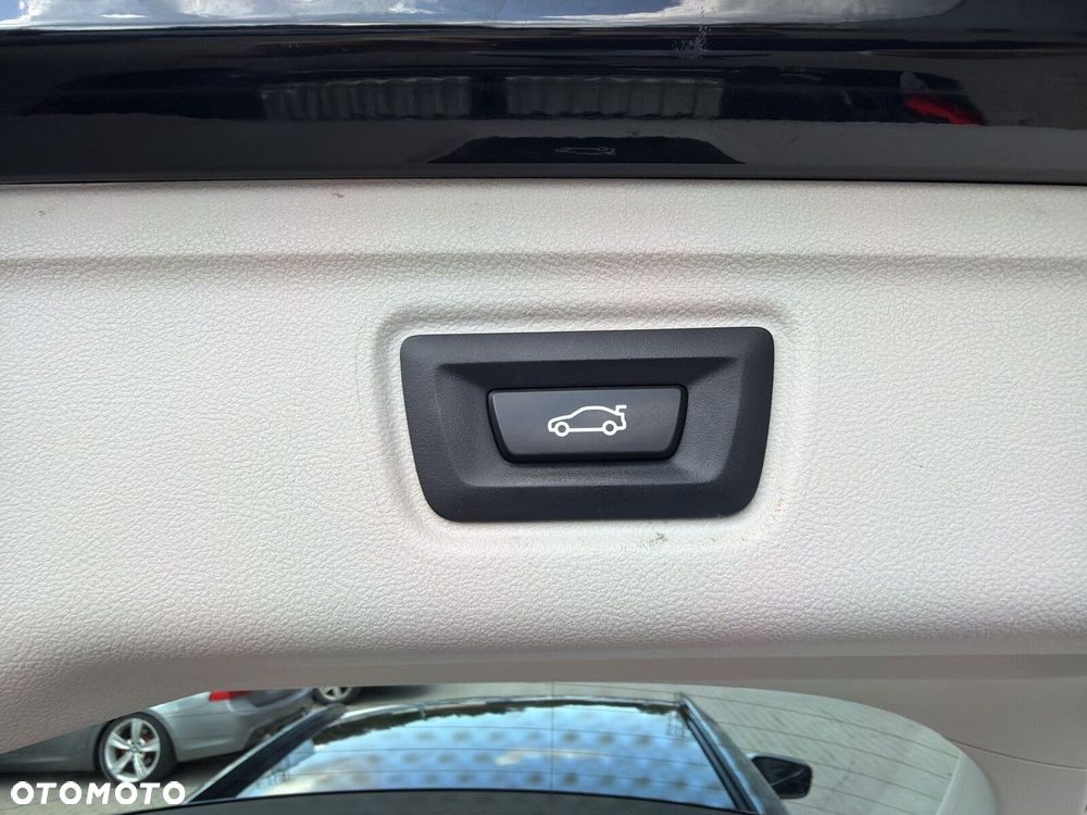 BMW Seria 3 - 38