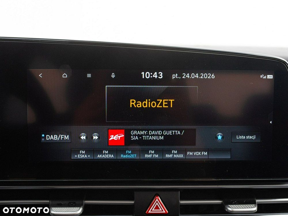 Hyundai Elantra 1.6 Executive CVT - 22