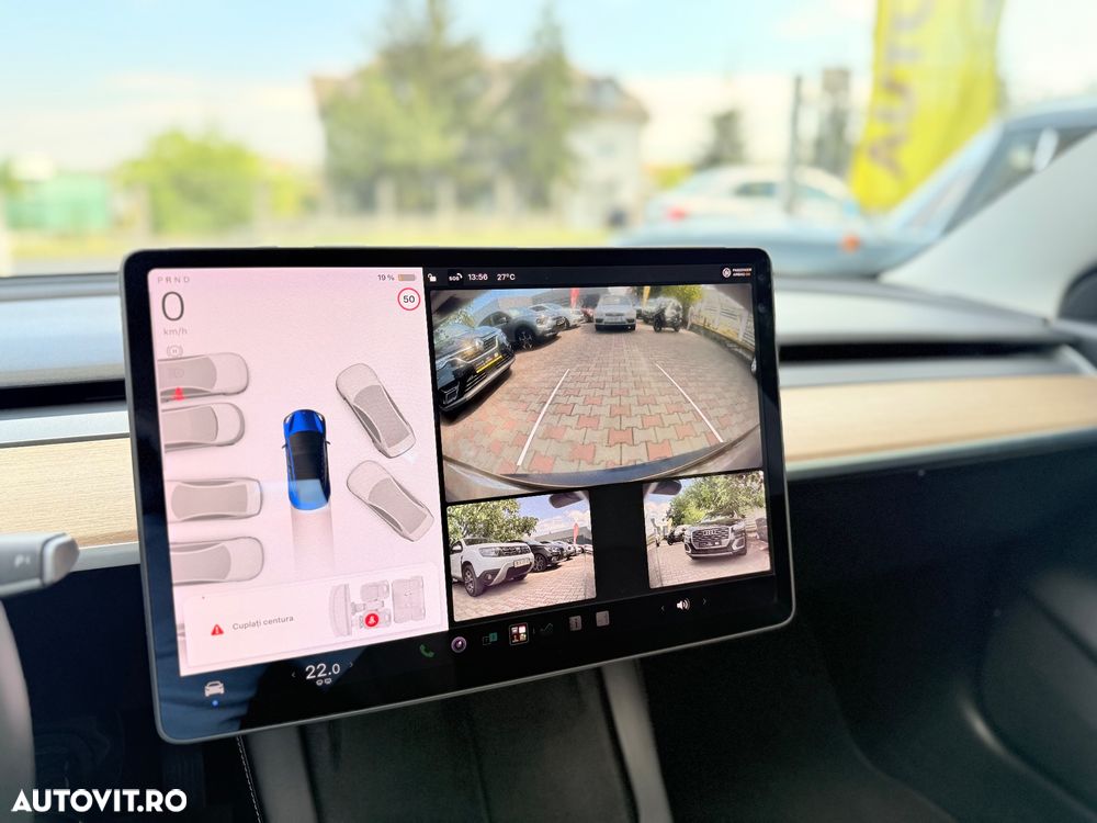 Tesla Model 3 - 17