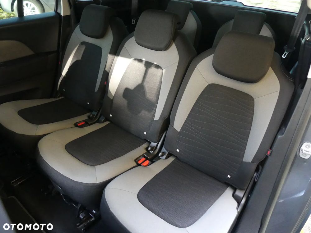 Citroën C4 Picasso e-HDi 115 Attraction - 12