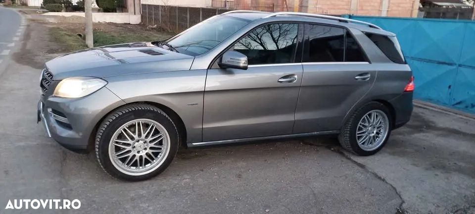 Mercedes-Benz ML 250 BlueTec 4MATIC Aut - 1