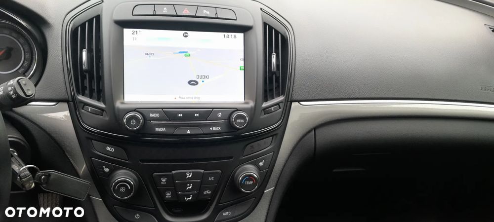 Opel Insignia - 18