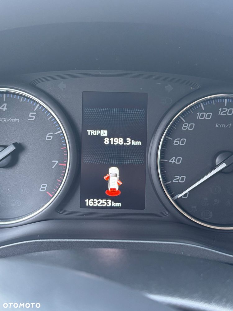 Mitsubishi Outlander 2.0 Intense + SDA 4WD CVT - 14